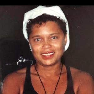 Meet your Posher, Evette